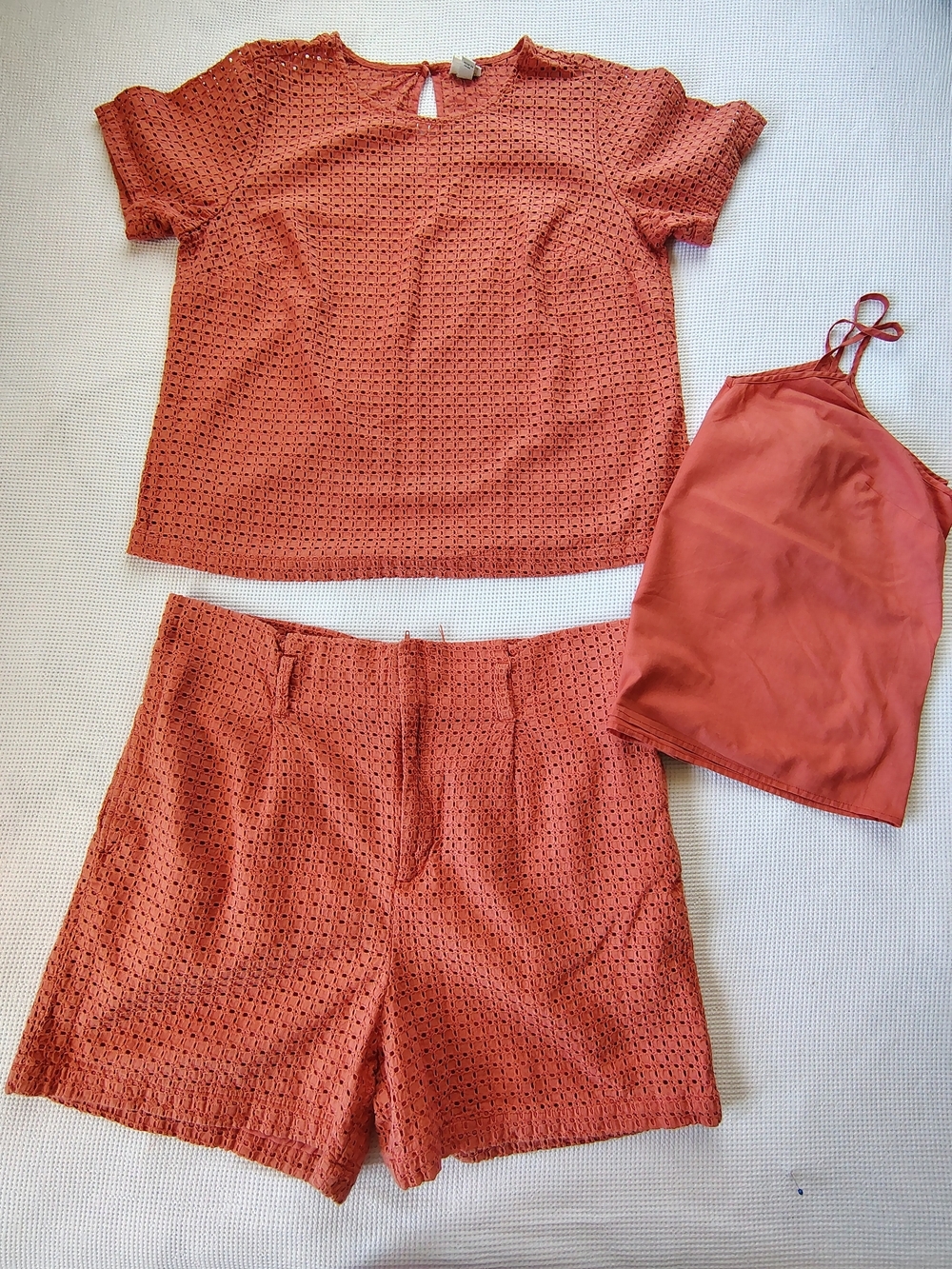 A New Day Eyelet 3-Piece Set Rust Orange.